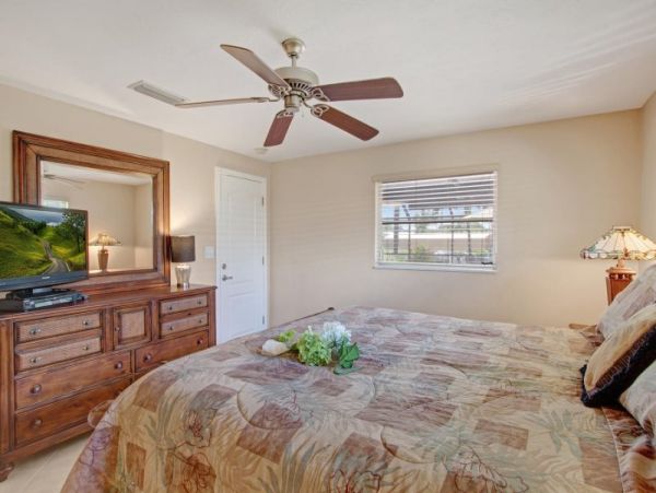 Cape Coral Home 975618