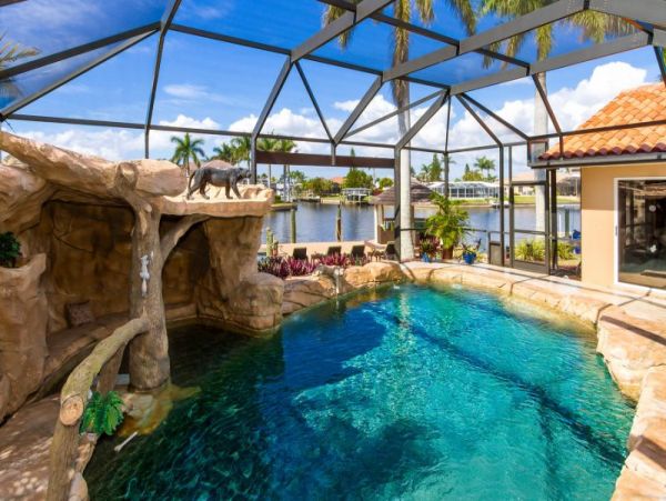 Cape Coral Home 975620