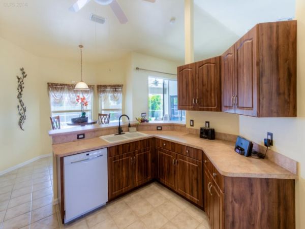 Cape Coral Home 975623