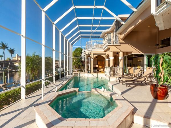 Cape Coral Home 975624