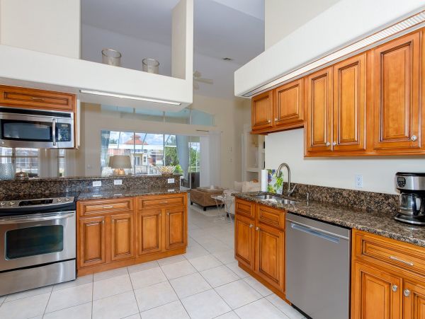 Cape Coral Home 975625