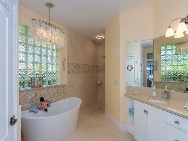 Cape Coral Home 975625
