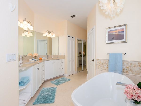 Cape Coral Home 975625