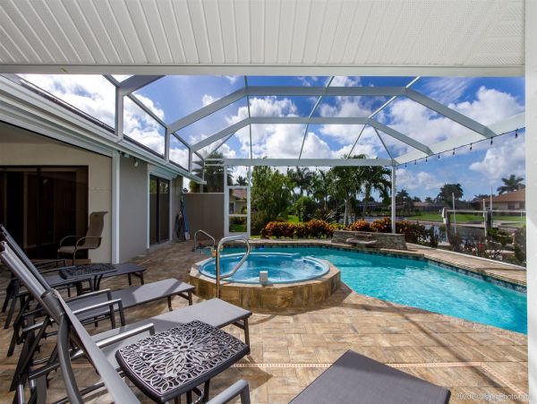 Cape Coral Home 975627