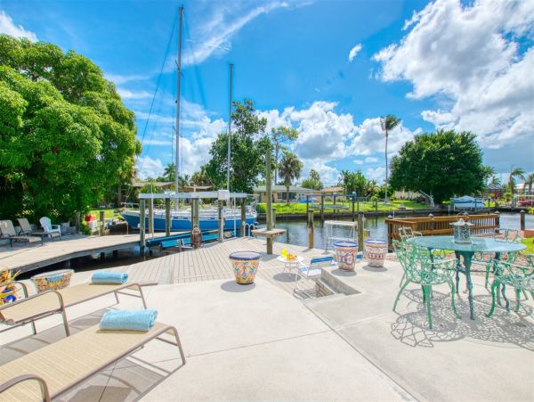 Cape Coral Home 975628