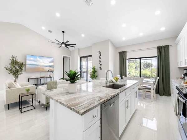 Cape Coral Vacation Rental Villa - Florida Gulf Coast Family Vacation Home
