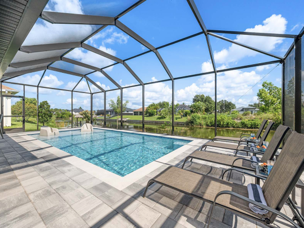 Cape Coral Vacation Rental Villa - Florida Gulf Coast Family Vacation Home