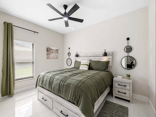 Cape Coral Vacation Rental Villa - Florida Gulf Coast Family Vacation Home