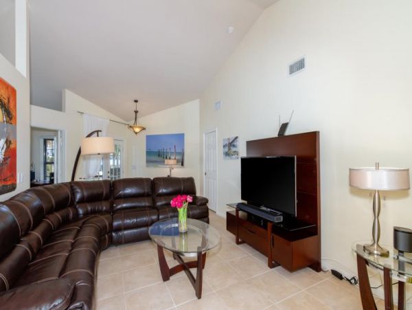 Cape Coral Home 975634