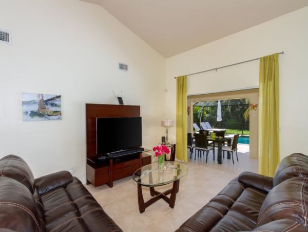Cape Coral Home 975634