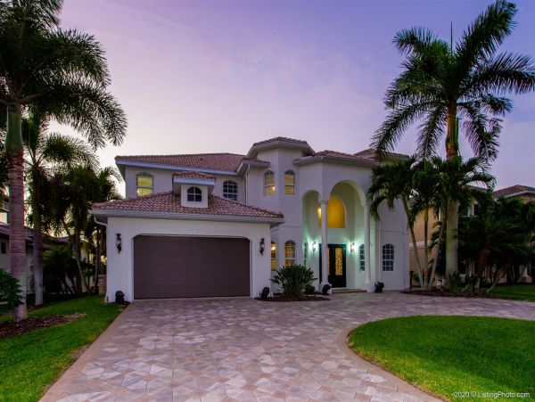 Cape Coral Home 975635