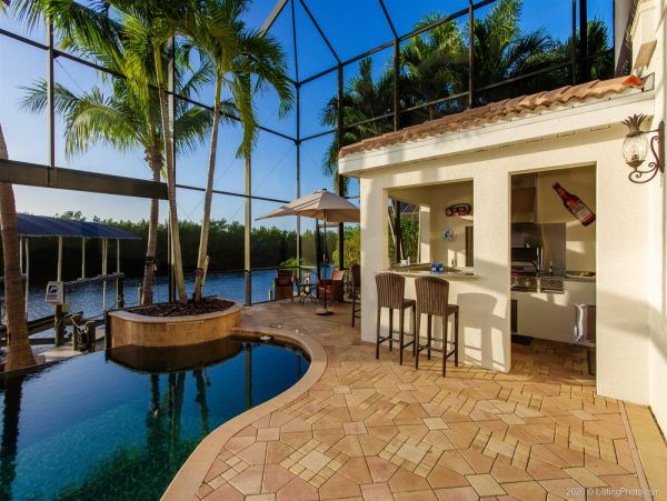 Cape Coral Home 975635