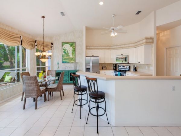 Cape Coral Home 975636