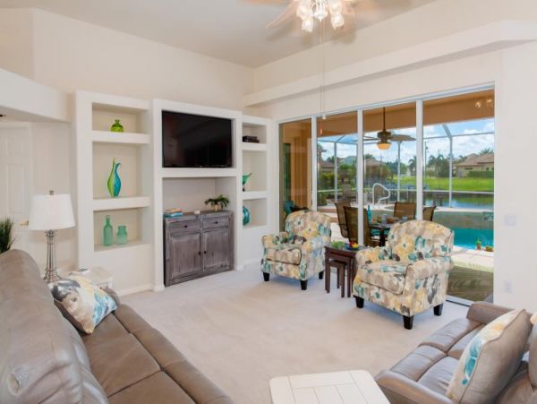 Cape Coral Home 975636