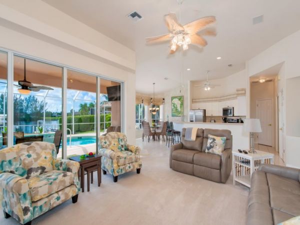 Cape Coral Home 975636