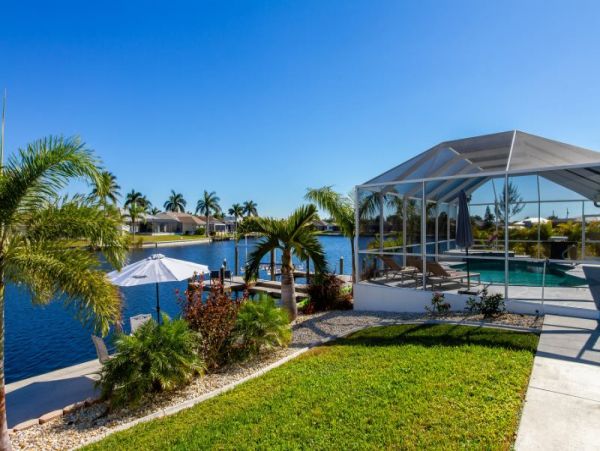 Cape Coral Home 975637