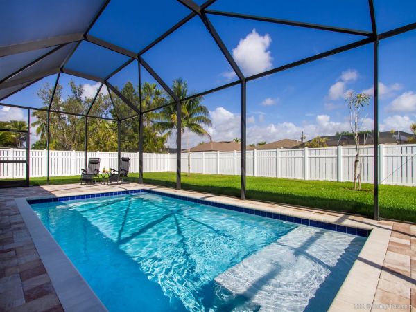 Cape Coral Home 975639