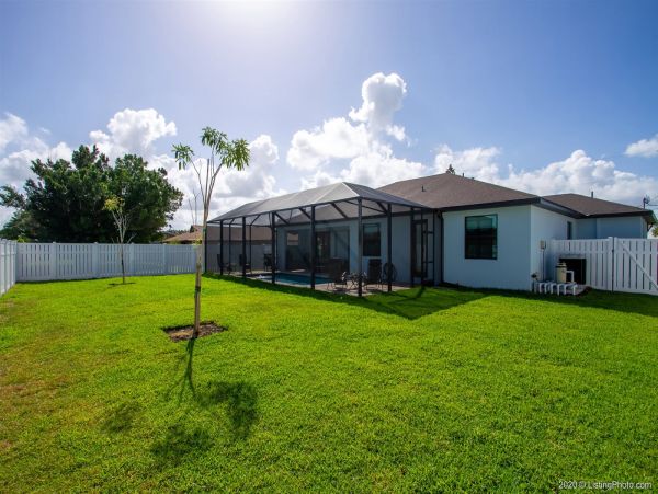 Cape Coral Home 975639