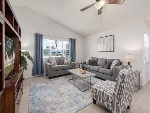 Cape Coral 3 Bedroom Vacation Pool Home Sleeps 6