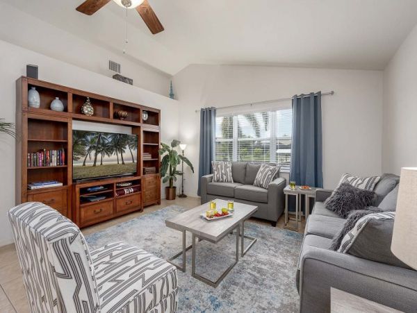 Cape Coral 3 Bedroom Vacation Pool Home Sleeps 6