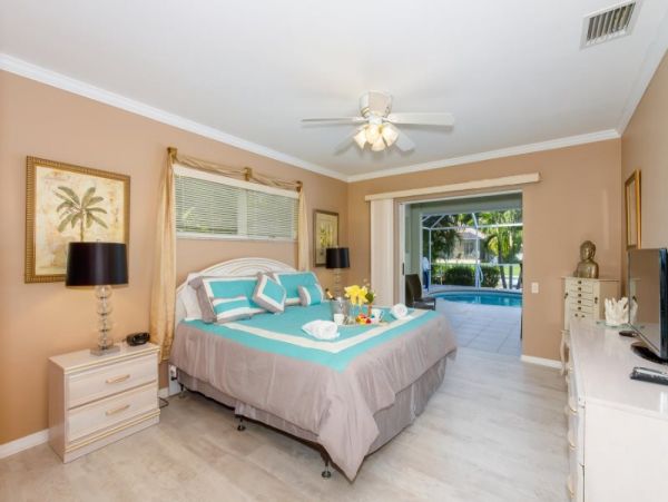 Cape Coral Home 975642