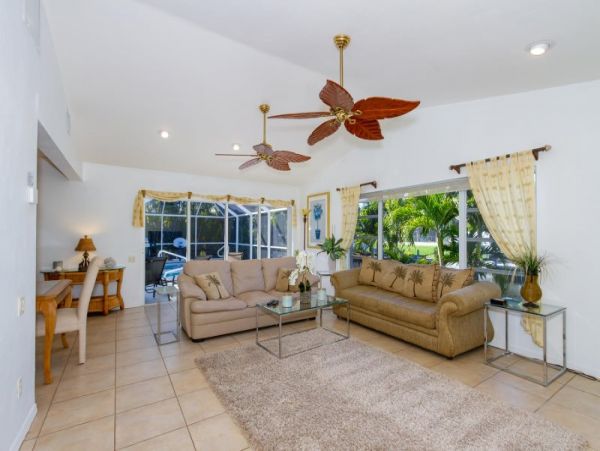 Cape Coral Home 975642