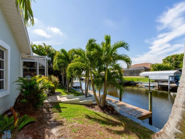 Cape Coral Home 975642