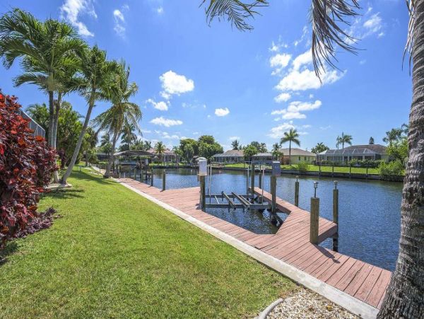Cape Coral Vacation Pool Home Two Bedrooms Private Pools