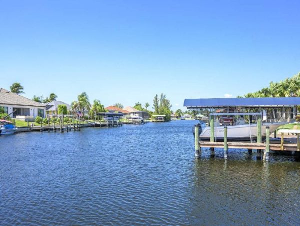 Cape Coral Vacation Pool Home Two Bedrooms Private Pools