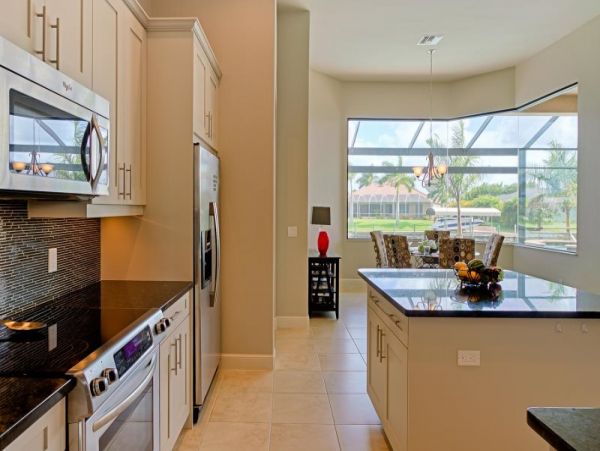Cape Coral Home 975644