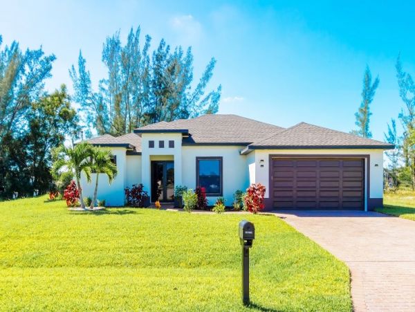 Private Caged Pool Cape Coral Vacation Home Four Bedroom