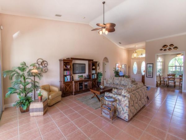 Cape Coral Home 975649