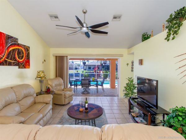 Cape Coral Home 975650