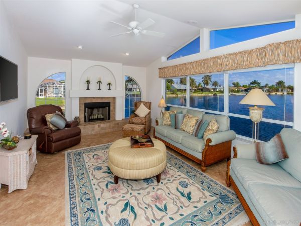 Cape Coral Home 975651