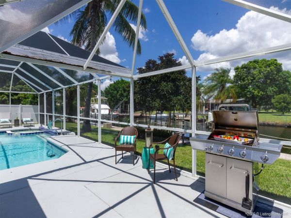 Cape Coral Home 975652