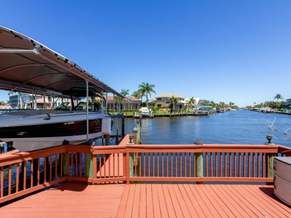 Cape Coral Home 975653