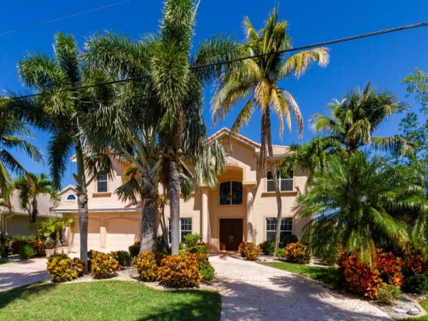 Cape Coral Home 975653