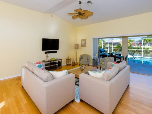 Cape Coral Home 975654