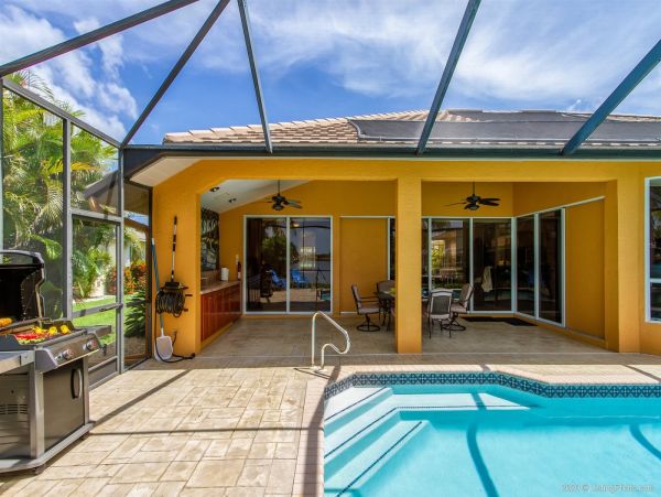 Cape Coral Home 975655