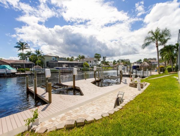 Cape Coral Home 975656
