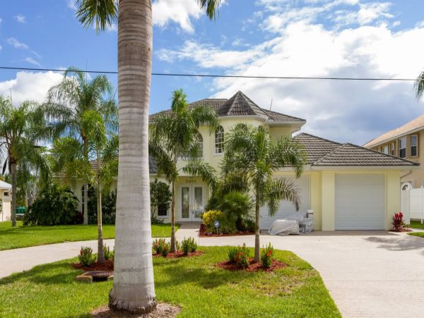 Cape Coral Home 975656