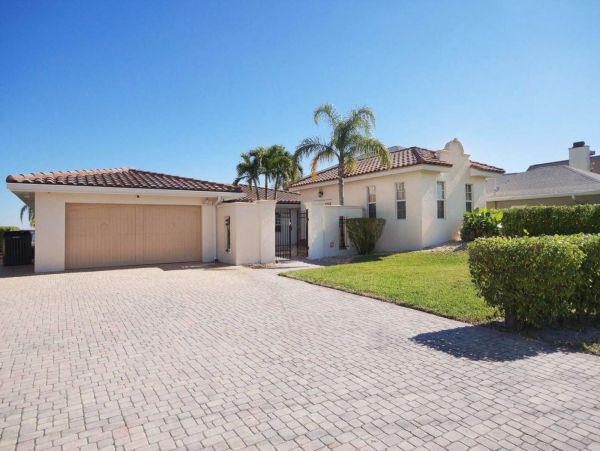 Cape Coral Home 975659
