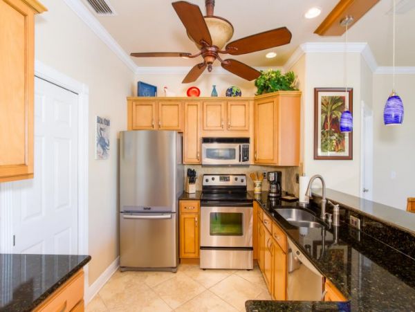 Great Pool 3 Bedroom Home