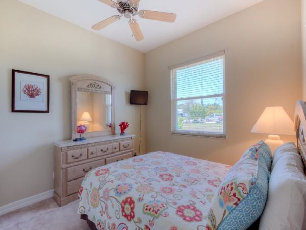 Cape Coral Home 975662