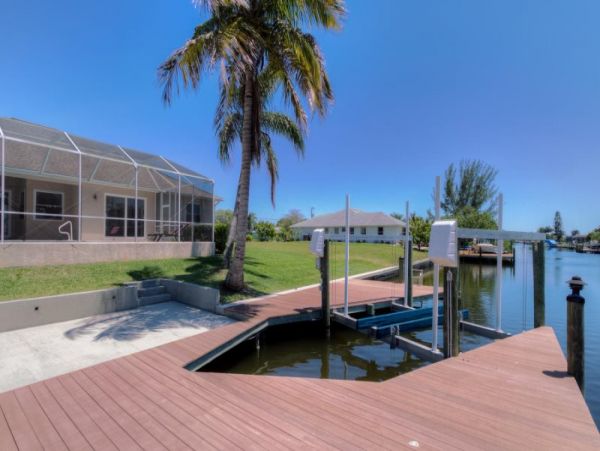 Cape Coral Home 975662