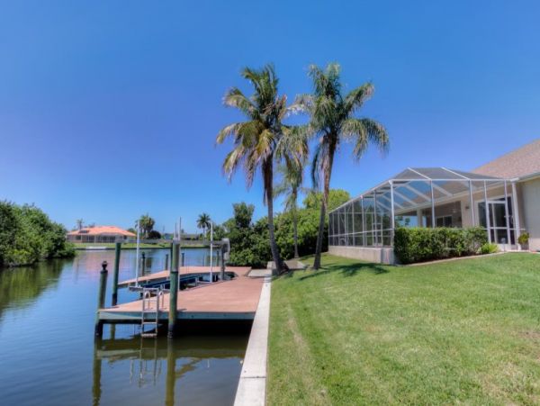 Cape Coral Home 975662