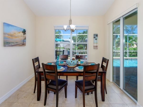 Cape Coral Home 975663