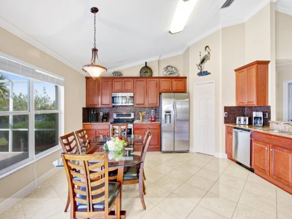 Cape Coral Home 975665