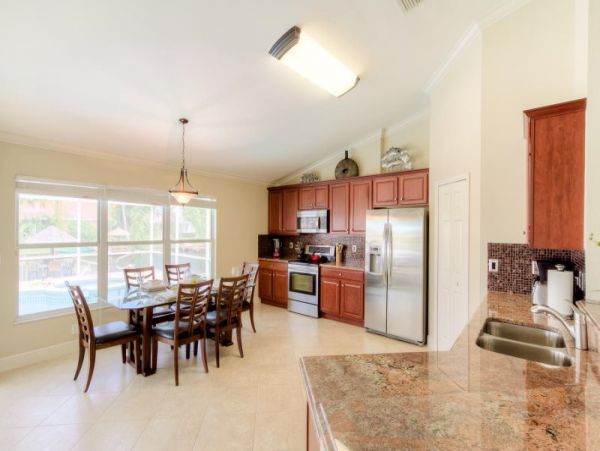 Cape Coral Home 975665