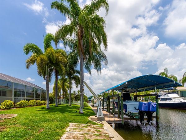 Cape Coral Home 975666